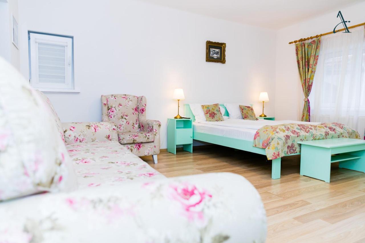 Tischler Apartment&studio Apartment